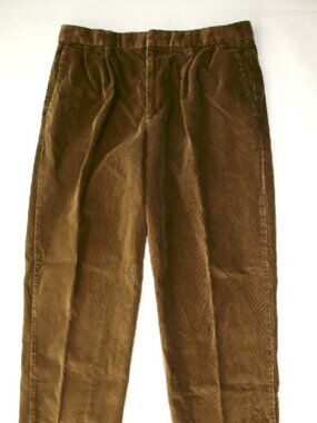 DOCKERS Relaxed Fit Tabacco-Brown Pleated Cuffed Corduroy 36" x 31" Pants